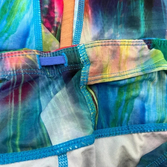 Athleta Crop Leggings | Capri Multivolour |  Size Medium - Picture 5 of 9